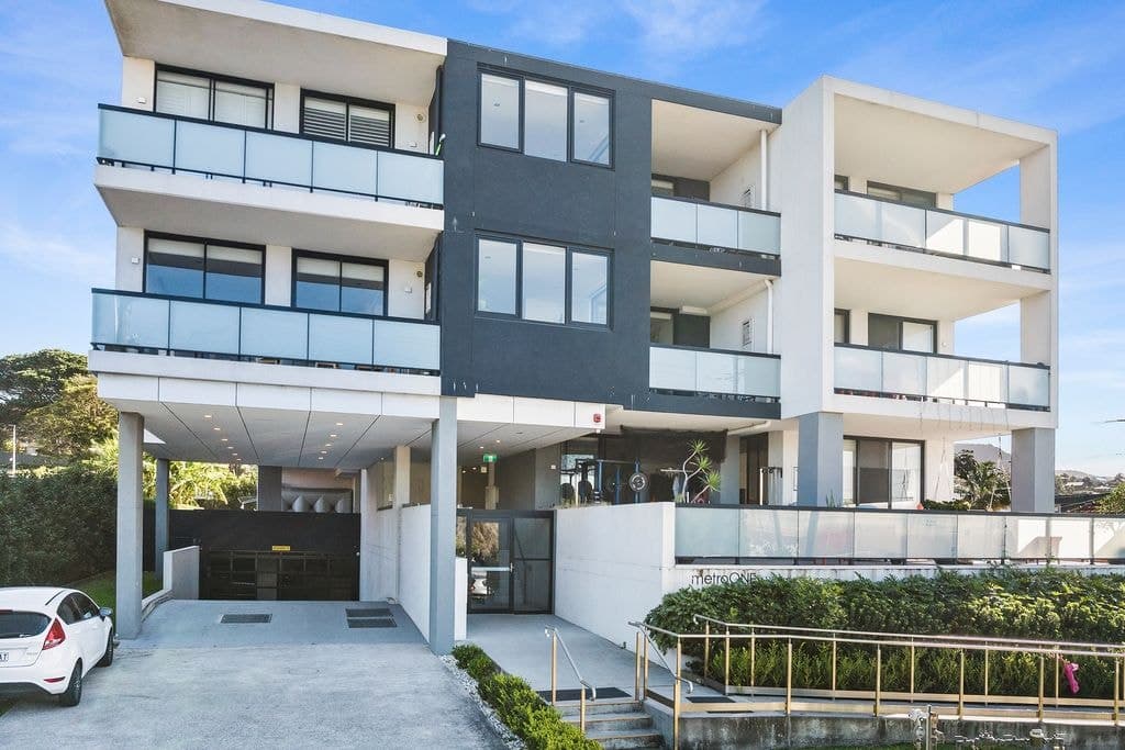 204/118 Gladstone Avenue, Coniston - Thumbnail 7
