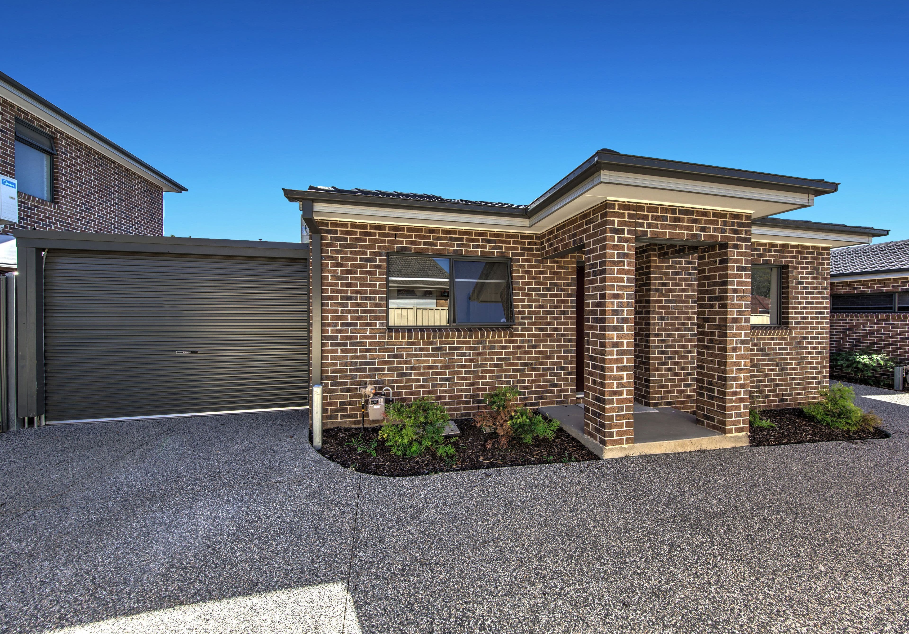 8 Ivanhoe Avenue, St Albans VIC 3021, St Albans - Image 1