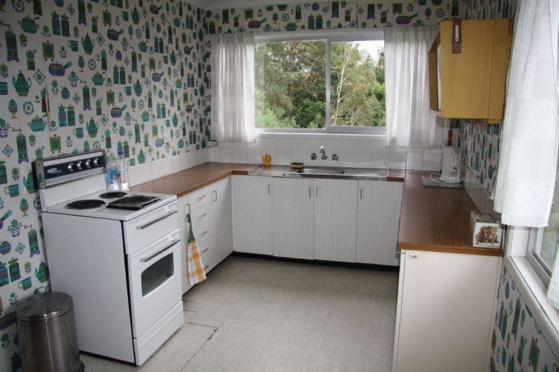 32 Lomatia Street, EVERTON HILLS QLD 4053, Everton Hills - Thumbnail 4