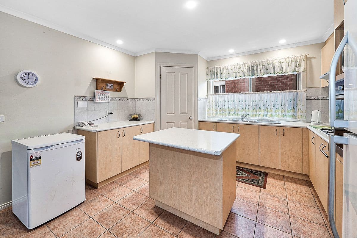 35 Glenaire Crescent, Cranbourne West VIC 3977, Cranbourne West - Thumbnail 4