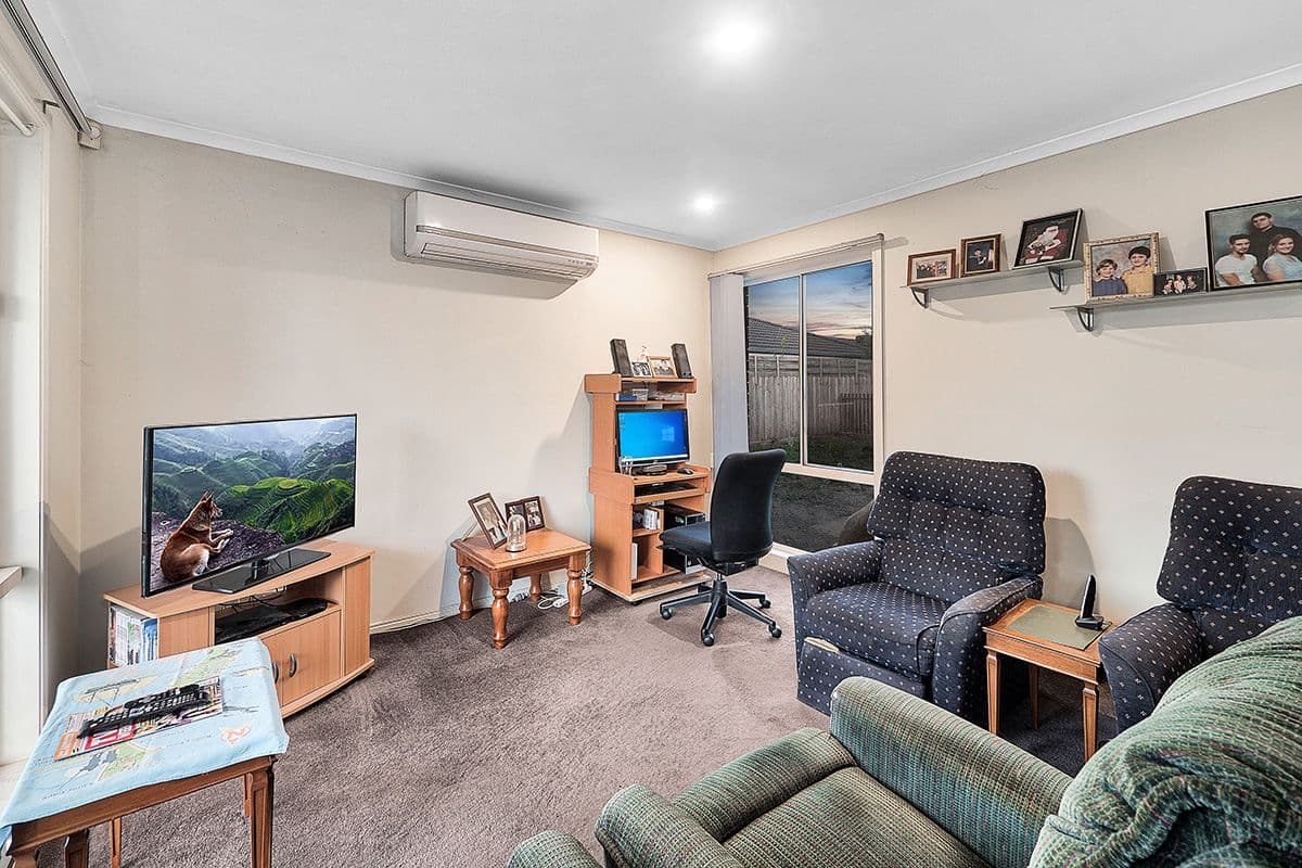 35 Glenaire Crescent, Cranbourne West VIC 3977, Cranbourne West - Thumbnail 8