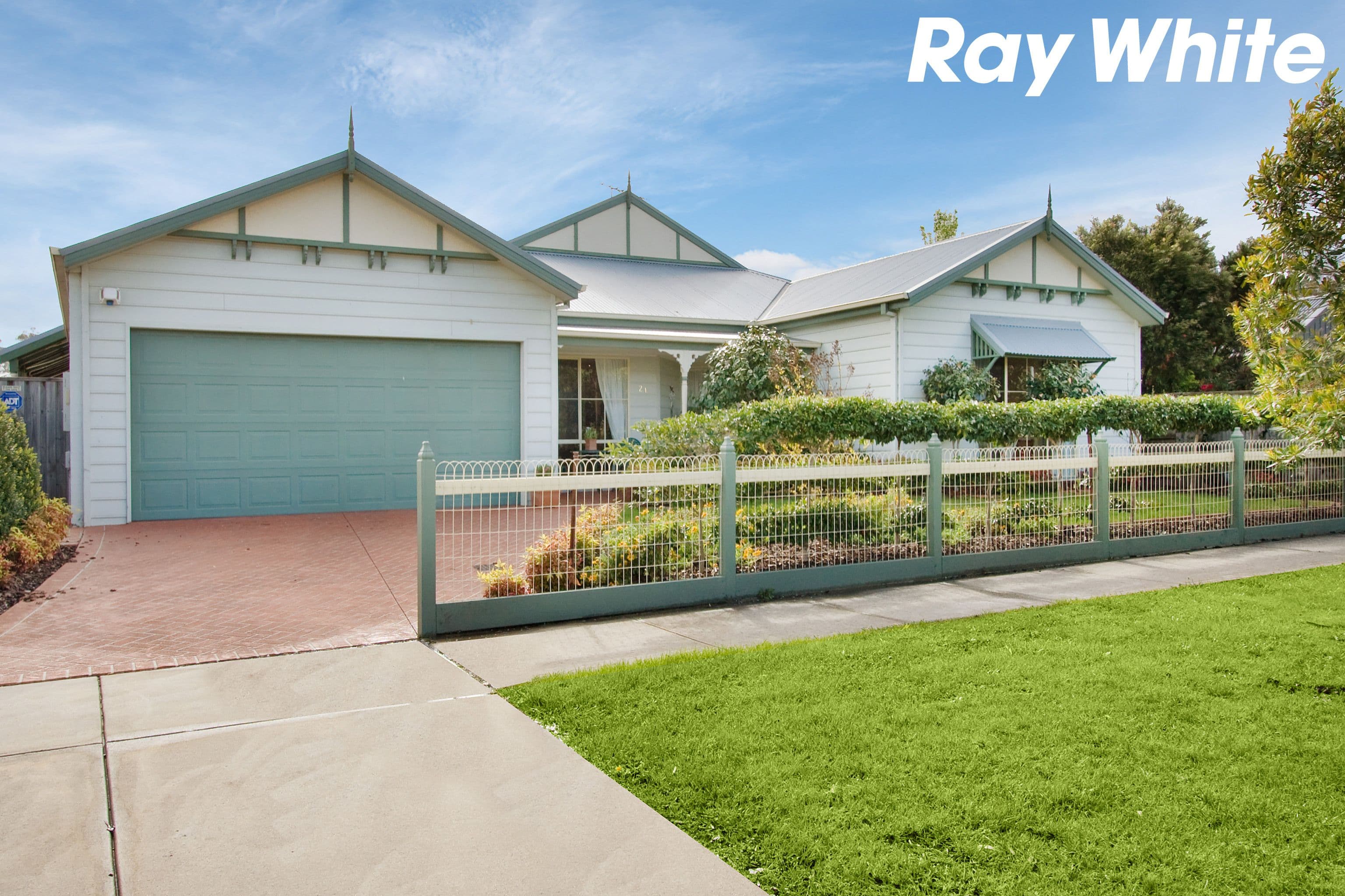 21 Colonial Way, Pakenham VIC 3810, Pakenham - Image 1