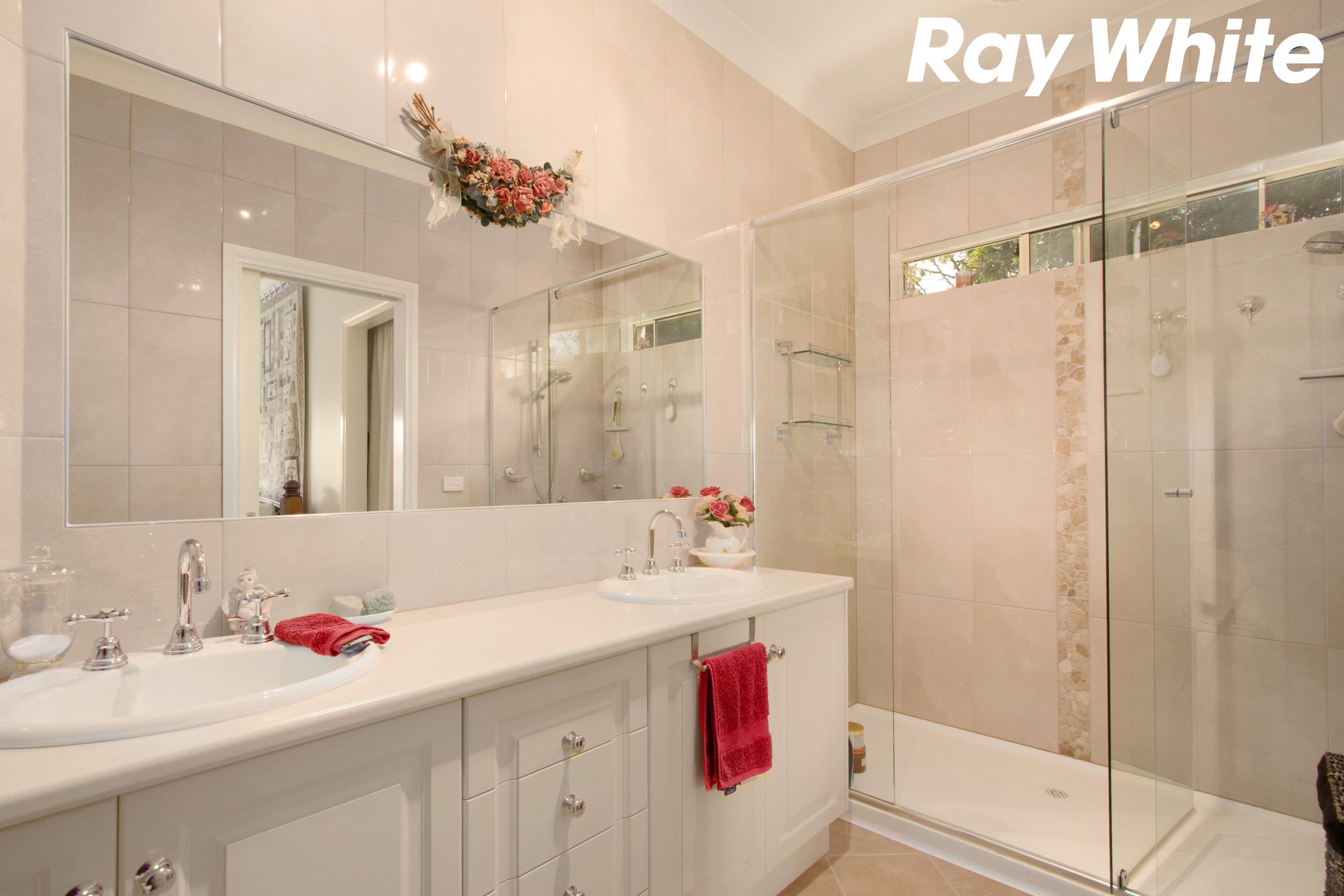 21 Colonial Way, Pakenham VIC 3810, Pakenham - Thumbnail 4
