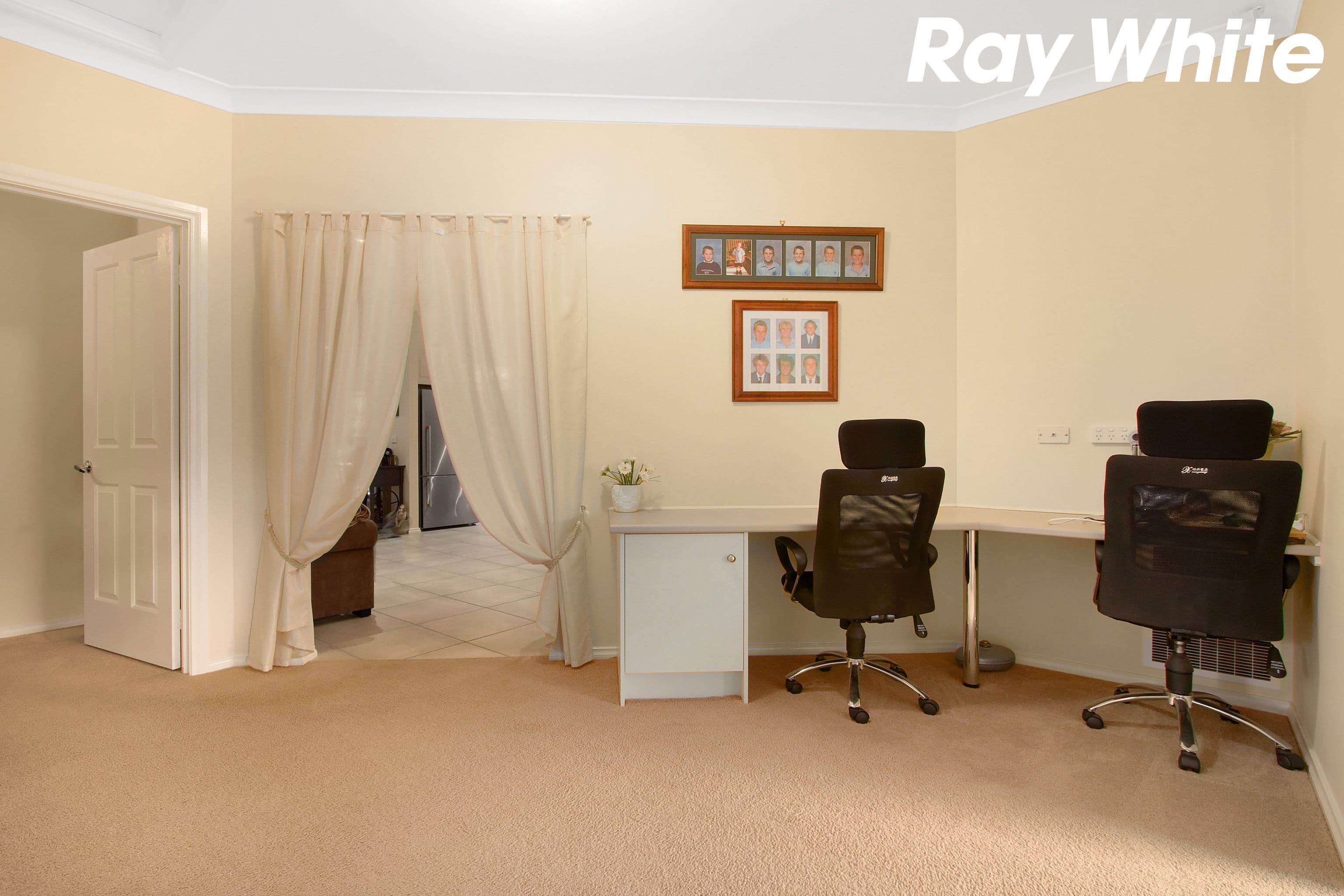 21 Colonial Way, Pakenham VIC 3810, Pakenham - Thumbnail 6
