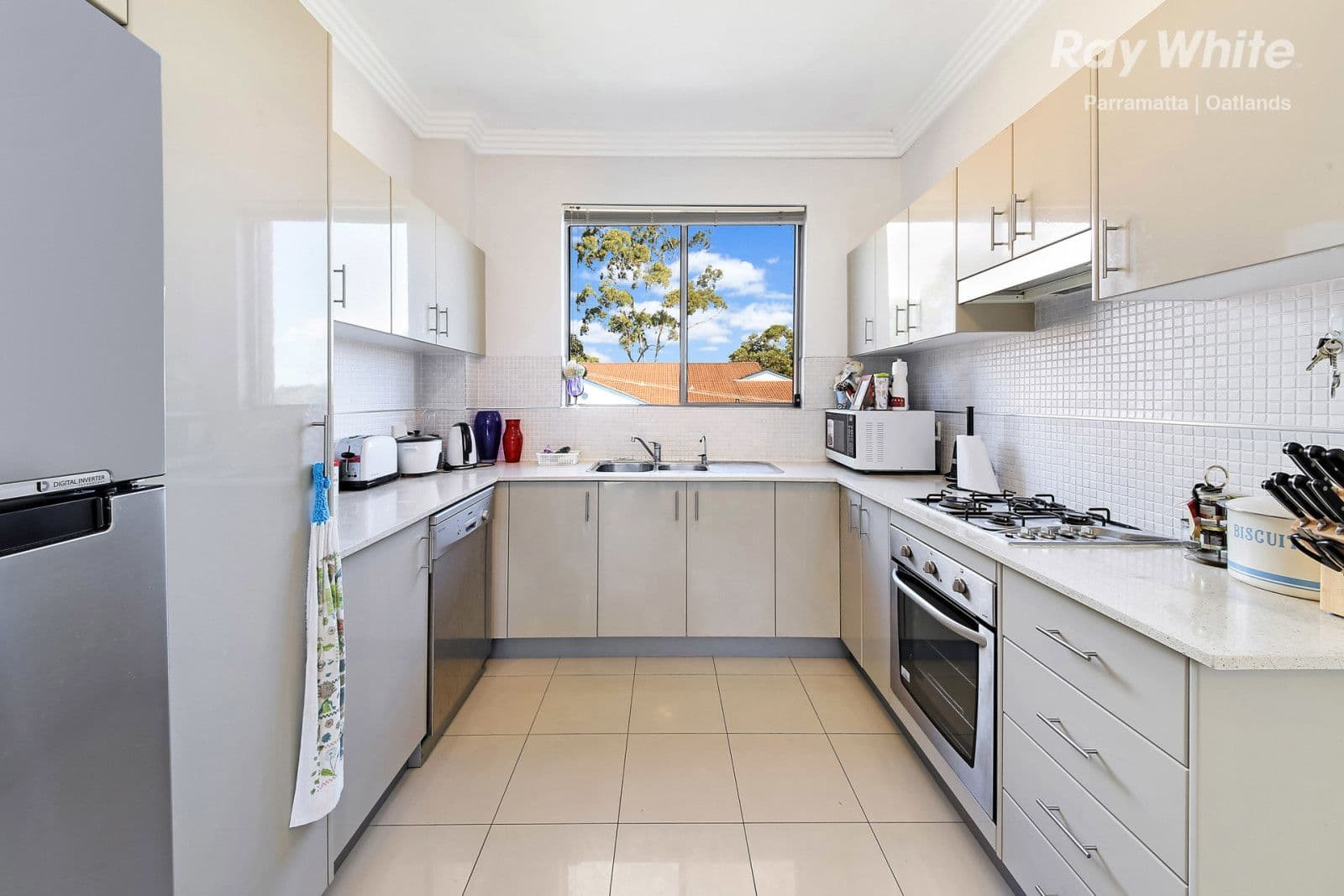 22-24 Parkside Lane, Westmead NSW 2145, Westmead - Thumbnail 3
