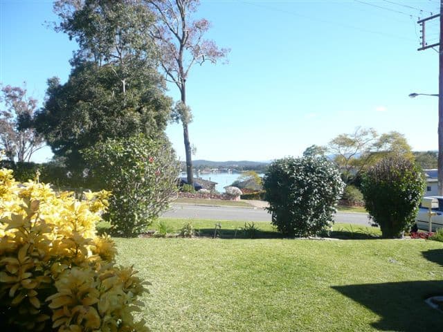 106 Bay Road, BOLTON POINT NSW 2283, Bolton Point - Thumbnail 2