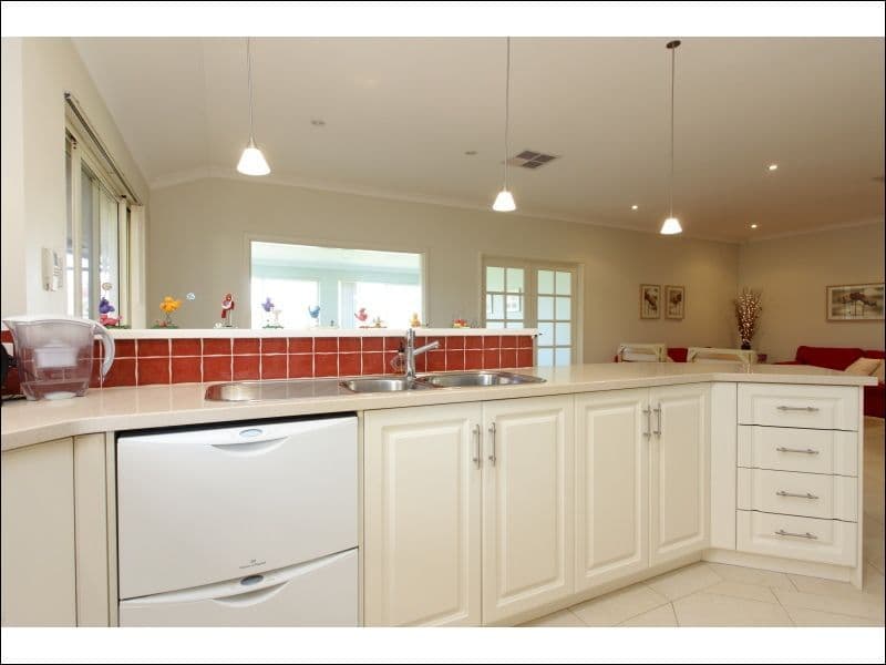 75 Russell Street, EAST CANNINGTON WA 6107, East Cannington - Thumbnail 2