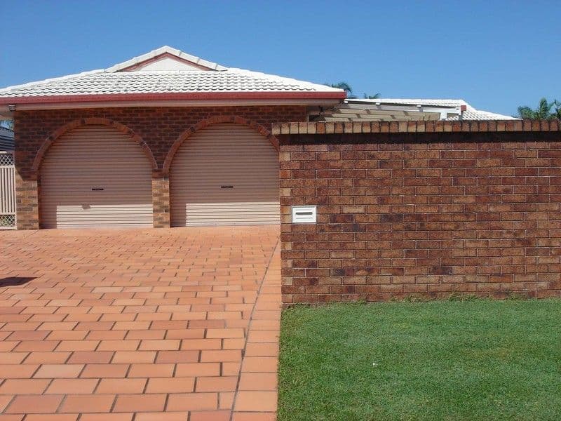26 Arcadia Drive, MERMAID WATERS QLD 4218, Mermaid Waters - Thumbnail 2