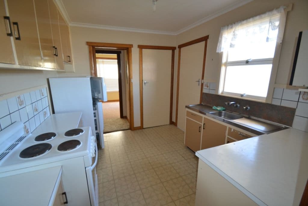 16 Arnold Street, NEWNHAM TAS 7248, Newnham - Thumbnail 3