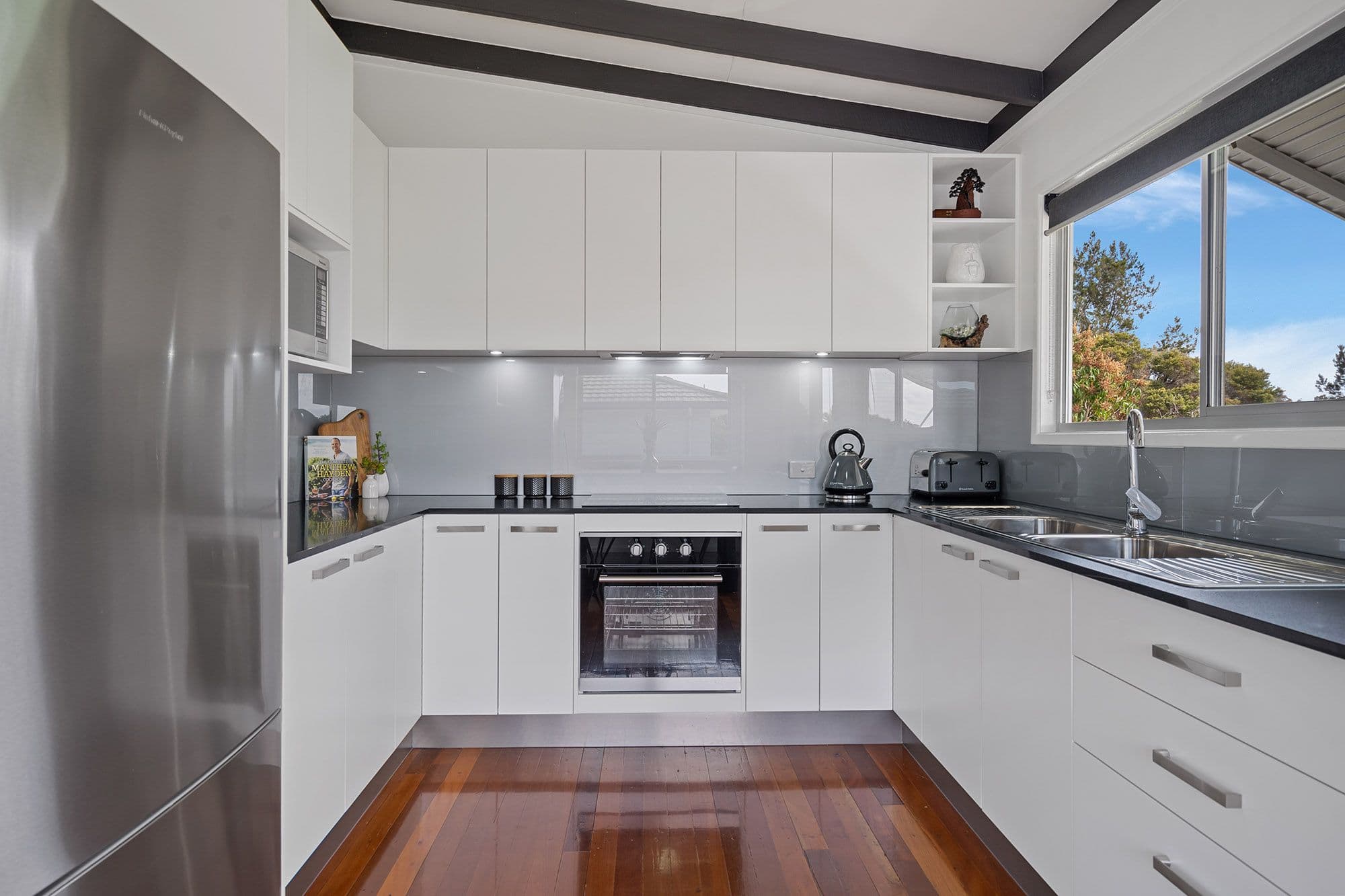 22 Hinchinbrook Avenue, Bethania QLD 4205, Bethania - Thumbnail 3