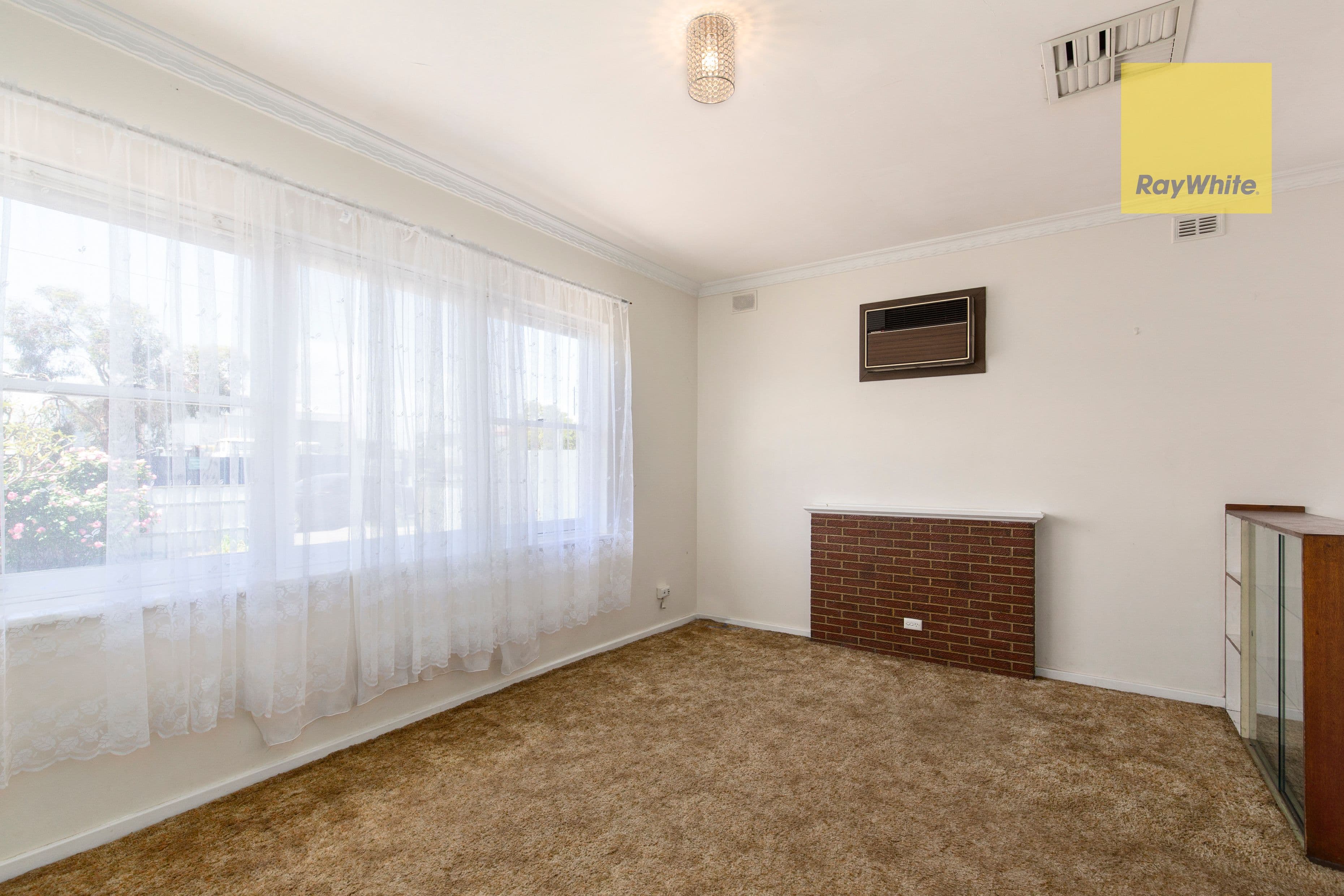 25 Larkspur Drive, St Albans VIC 3021, St Albans - Thumbnail 3
