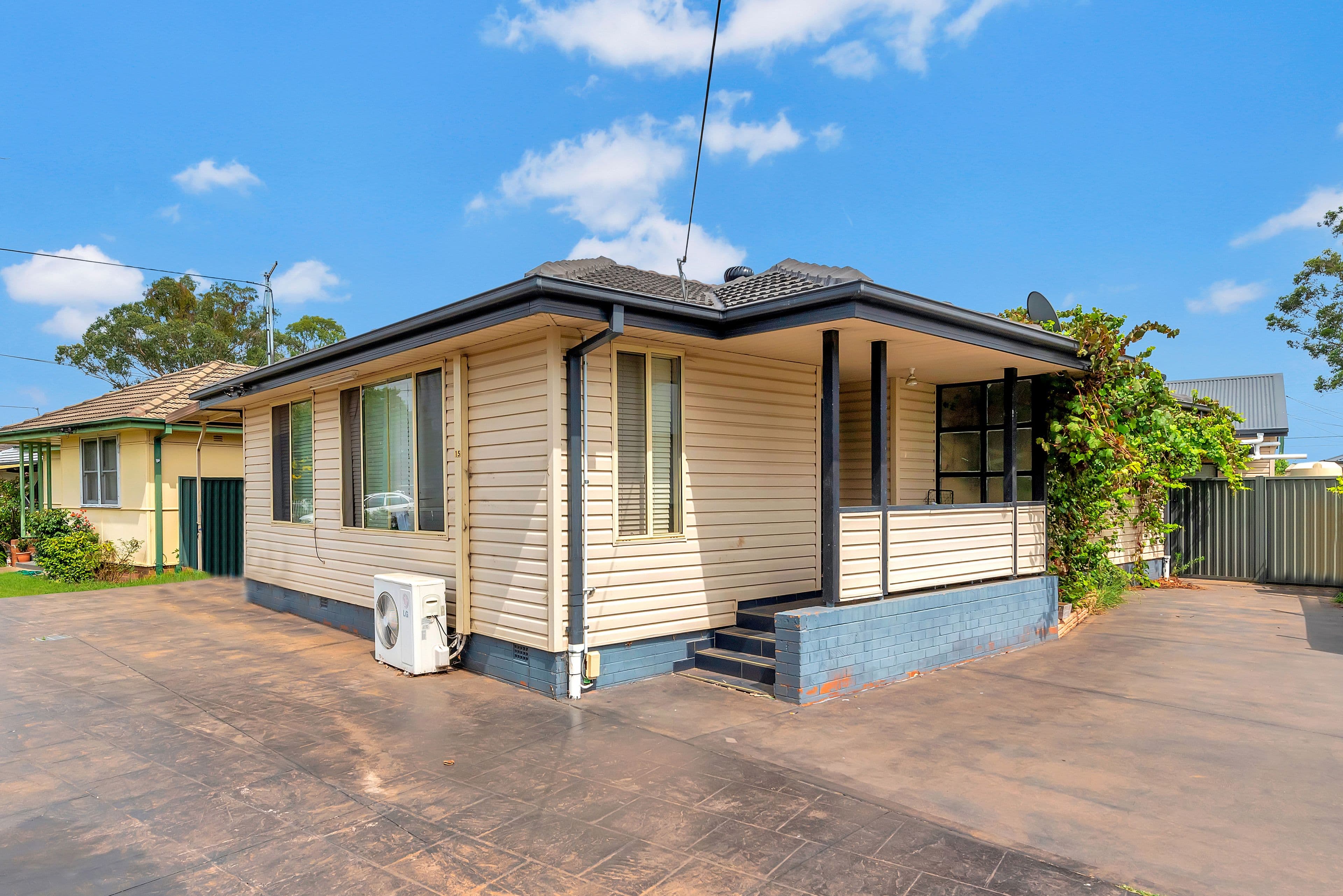 15 Tumbarumba Crescent, Heckenberg NSW 2168, Heckenberg - Image 1