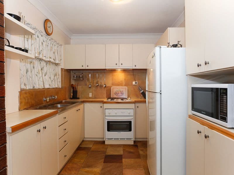 34 Bradshaw Street, EDEN HILL WA 6054, Eden Hill - Thumbnail 4