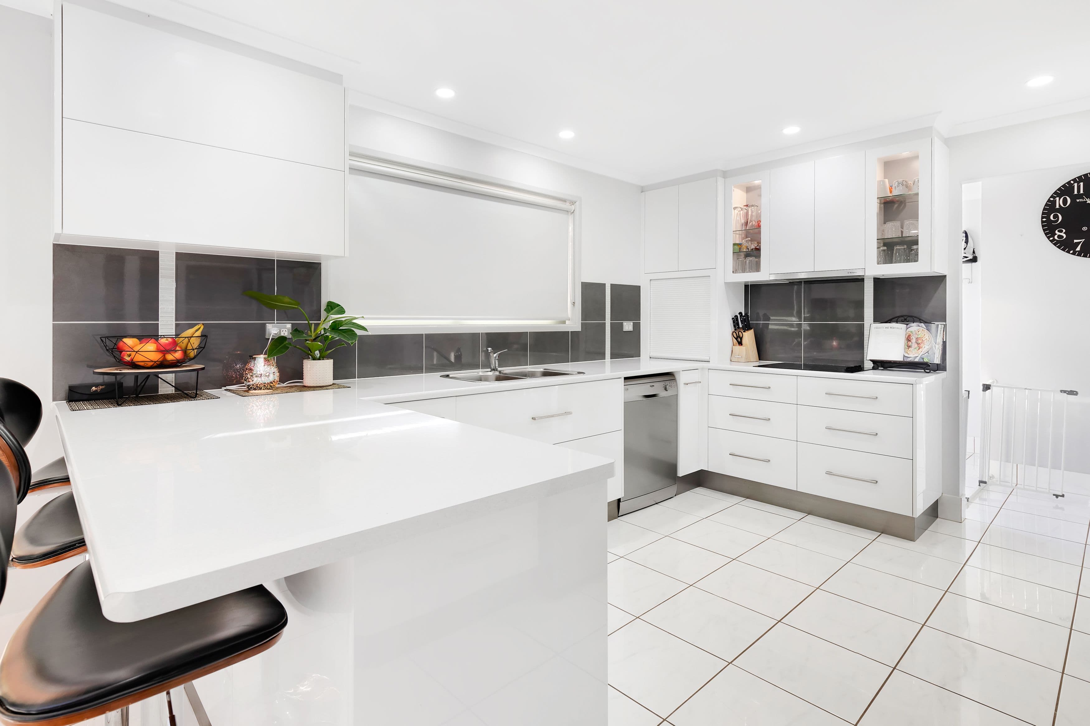 3 Kidd Street, Emerald QLD 4720, Emerald - Thumbnail 5