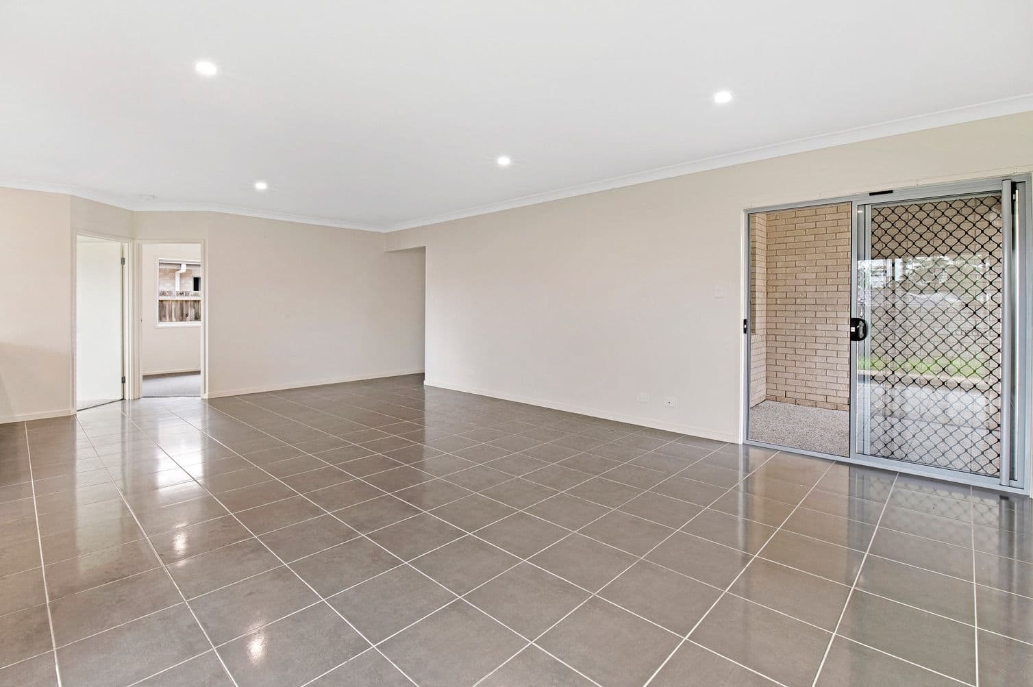 14 Lamont Street, Coomera QLD 4209, Coomera - Thumbnail 6