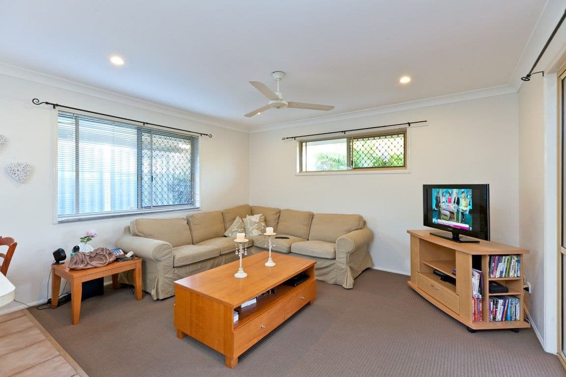 8 Turnberry Drive, VICTORIA POINT QLD 4165, Victoria Point - Thumbnail 4