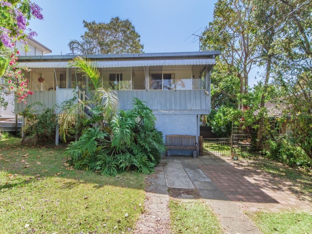 7 Berrigan Street, SOUTHPORT QLD 4215, Southport - Thumbnail 2