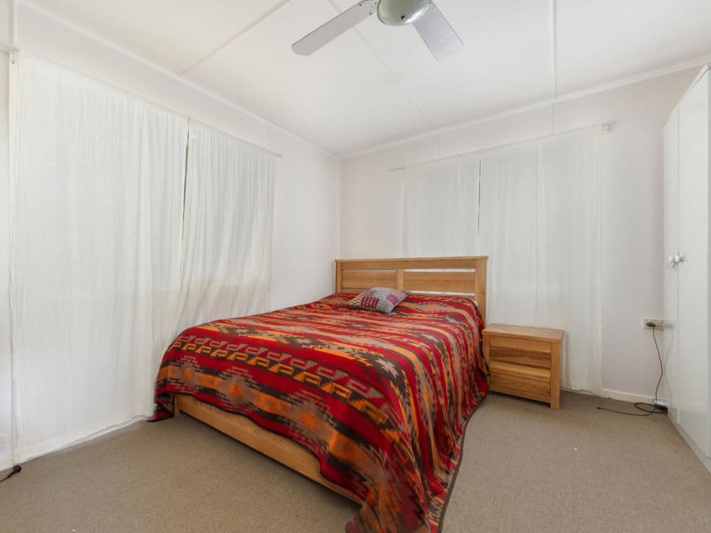 7 Berrigan Street, SOUTHPORT QLD 4215, Southport - Thumbnail 5