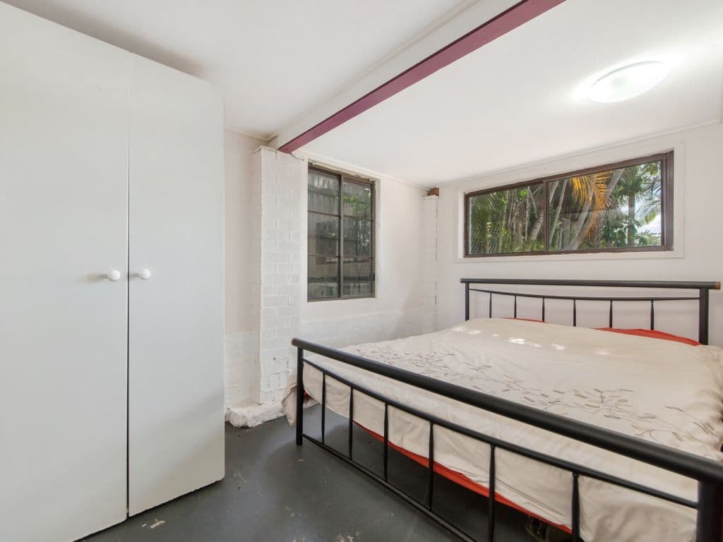 7 Berrigan Street, SOUTHPORT QLD 4215, Southport - Thumbnail 6