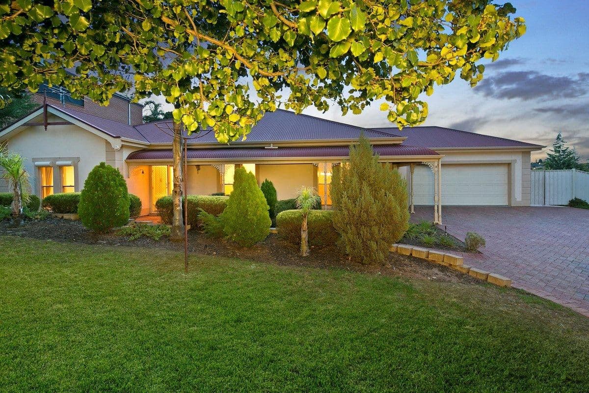 8 Stoneleigh Road, GOLDEN GROVE SA 5125, Golden Grove - Image 1