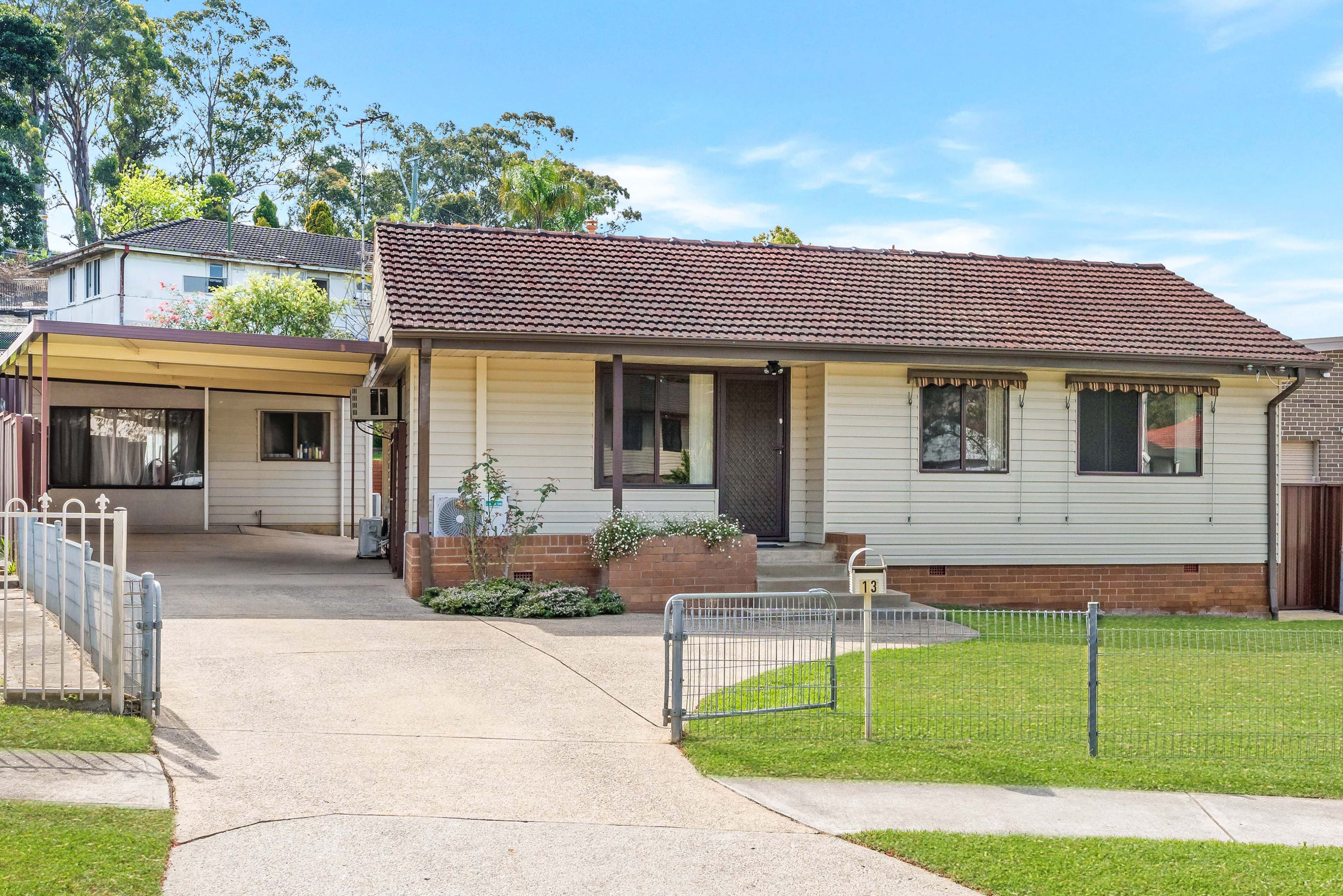 13 Winnall Place, Ashcroft NSW 2168, Ashcroft - Thumbnail 2