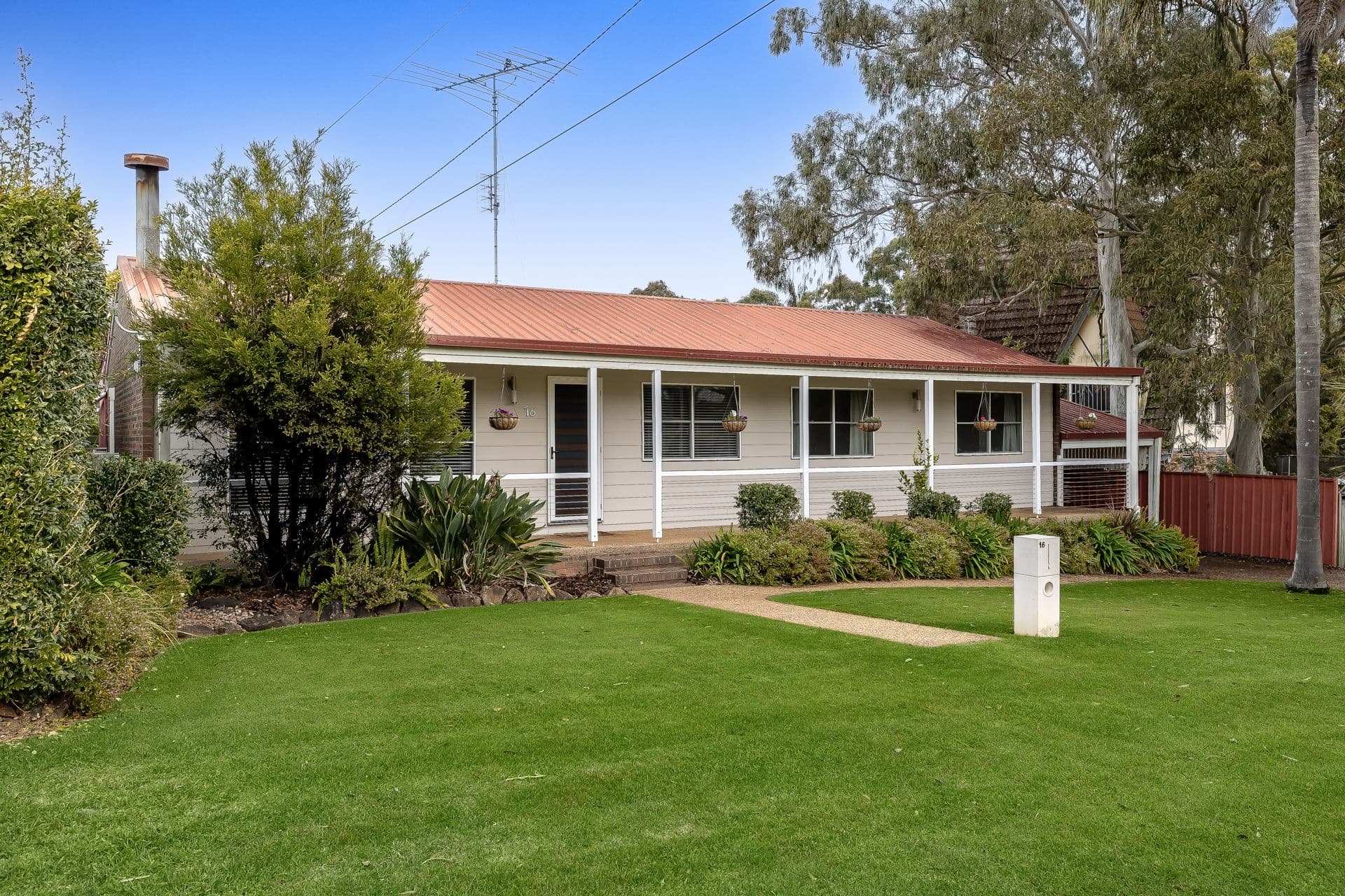 16 Sapphire Court, Kearneys Spring QLD 4350, Kearneys Spring - Image 1