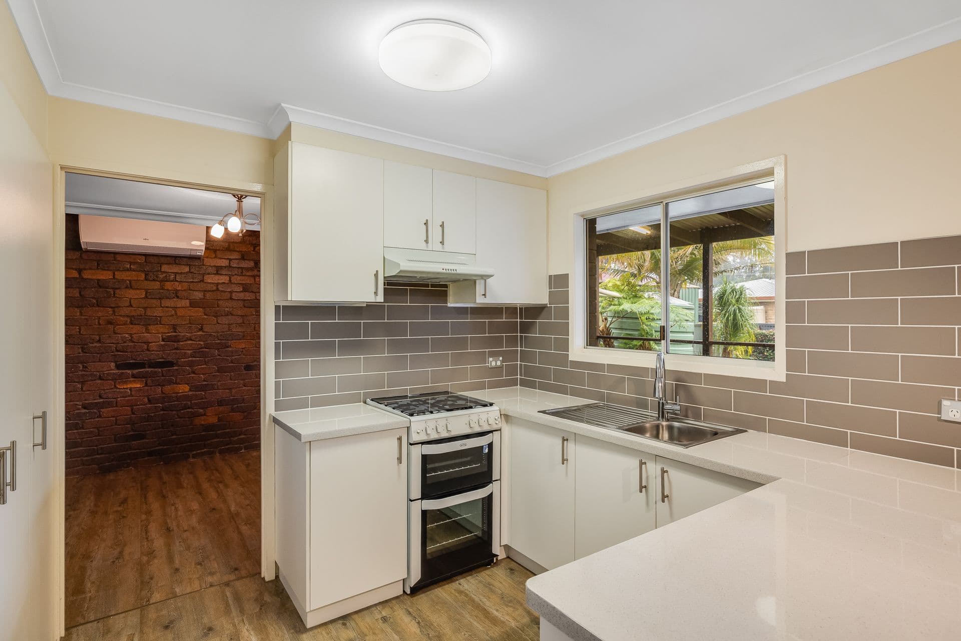 16 Sapphire Court, Kearneys Spring QLD 4350, Kearneys Spring - Thumbnail 2