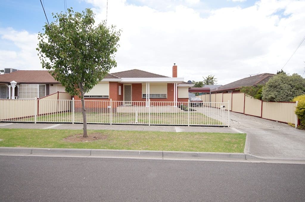 8 Mawson Avenue, Deer Park VIC 3023, Deer Park - Image 1