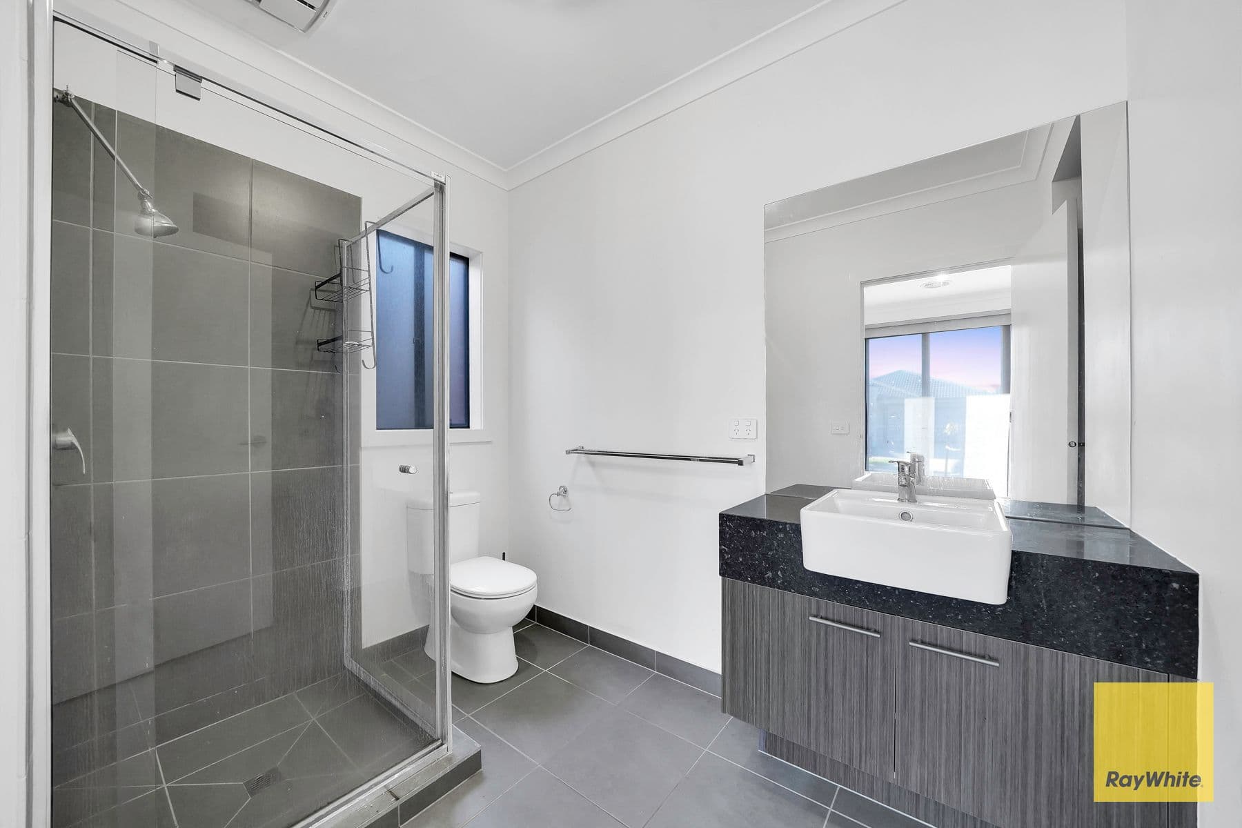 12 REJOICE Street, Tarneit VIC 3029, Tarneit - Thumbnail 4