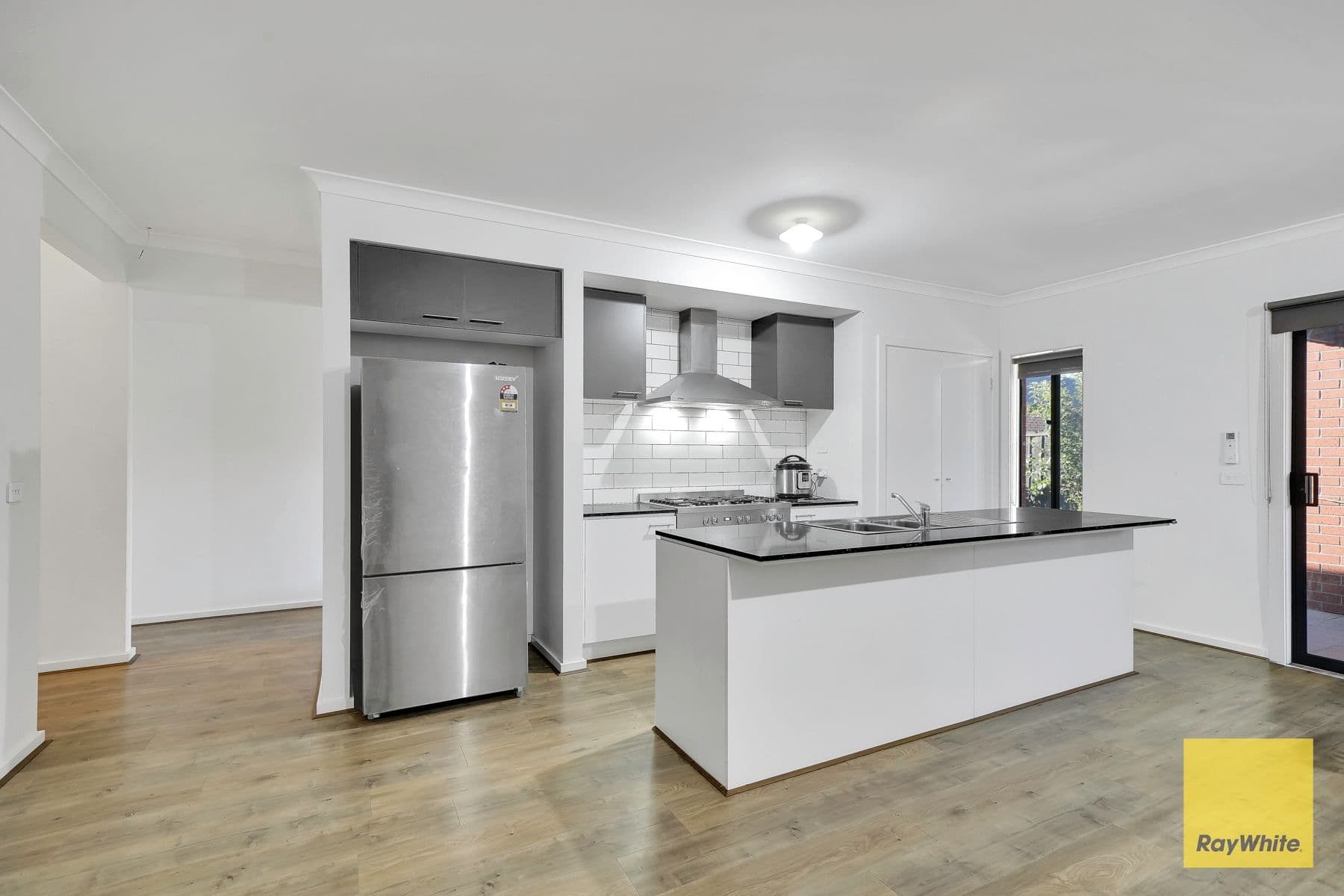 12 REJOICE Street, Tarneit VIC 3029, Tarneit - Thumbnail 8