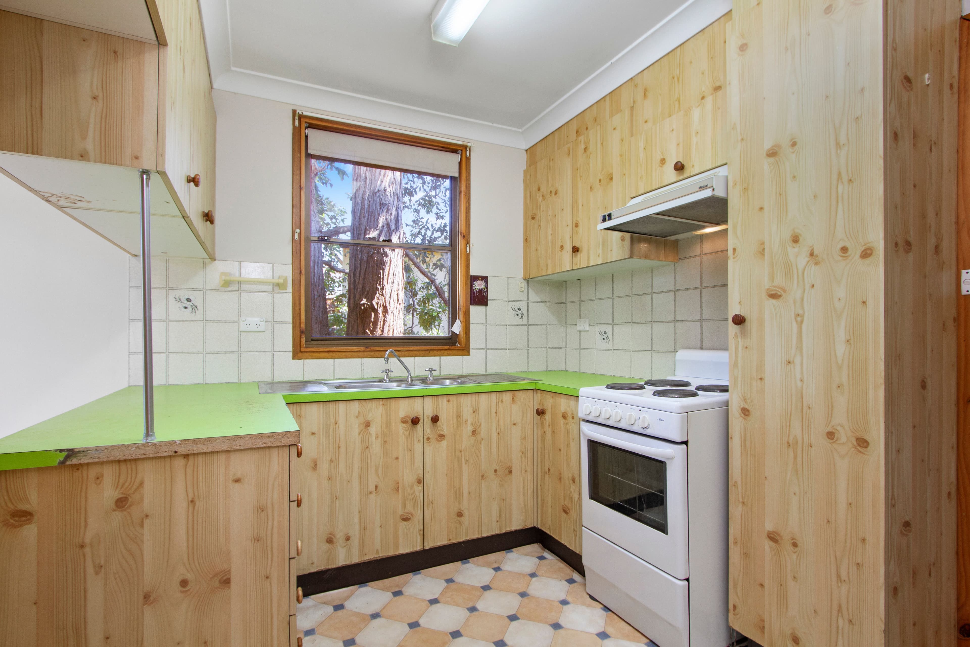 44 Wattle Street, Fishermans Paradise - Thumbnail 4