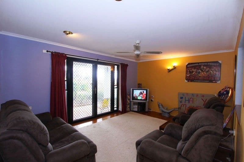 1 Barellan Parade, BUNDABERG EAST QLD 4670, Bundaberg East - Thumbnail 5