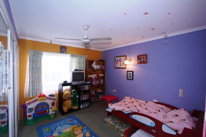 1 Barellan Parade, BUNDABERG EAST QLD 4670, Bundaberg East - Thumbnail 8