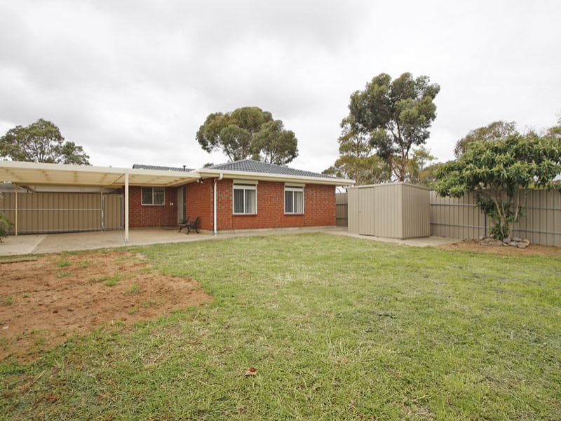 11 Rochester Street, Morphett Vale - Thumbnail 5