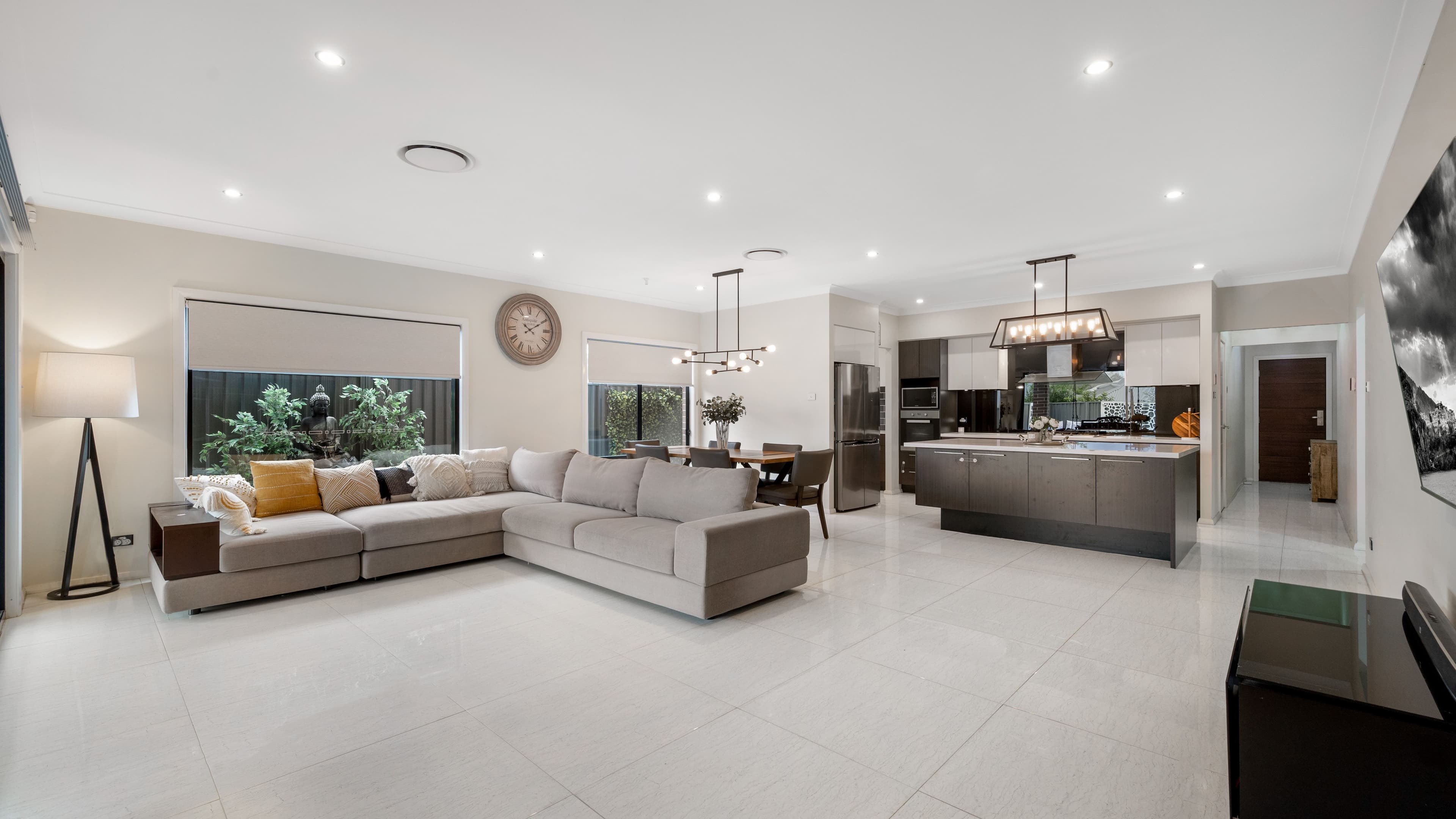 3 Whyalla Street, JORDAN SPRINGS NSW 2747, Jordan Springs - Thumbnail 2