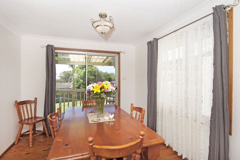 33 Mermaid Drive, BATEAU BAY NSW 2261, Bateau Bay - Thumbnail 4