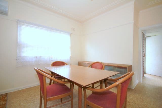 2 Sunny Crescent, PUNCHBOWL NSW 2196, Punchbowl - Thumbnail 4