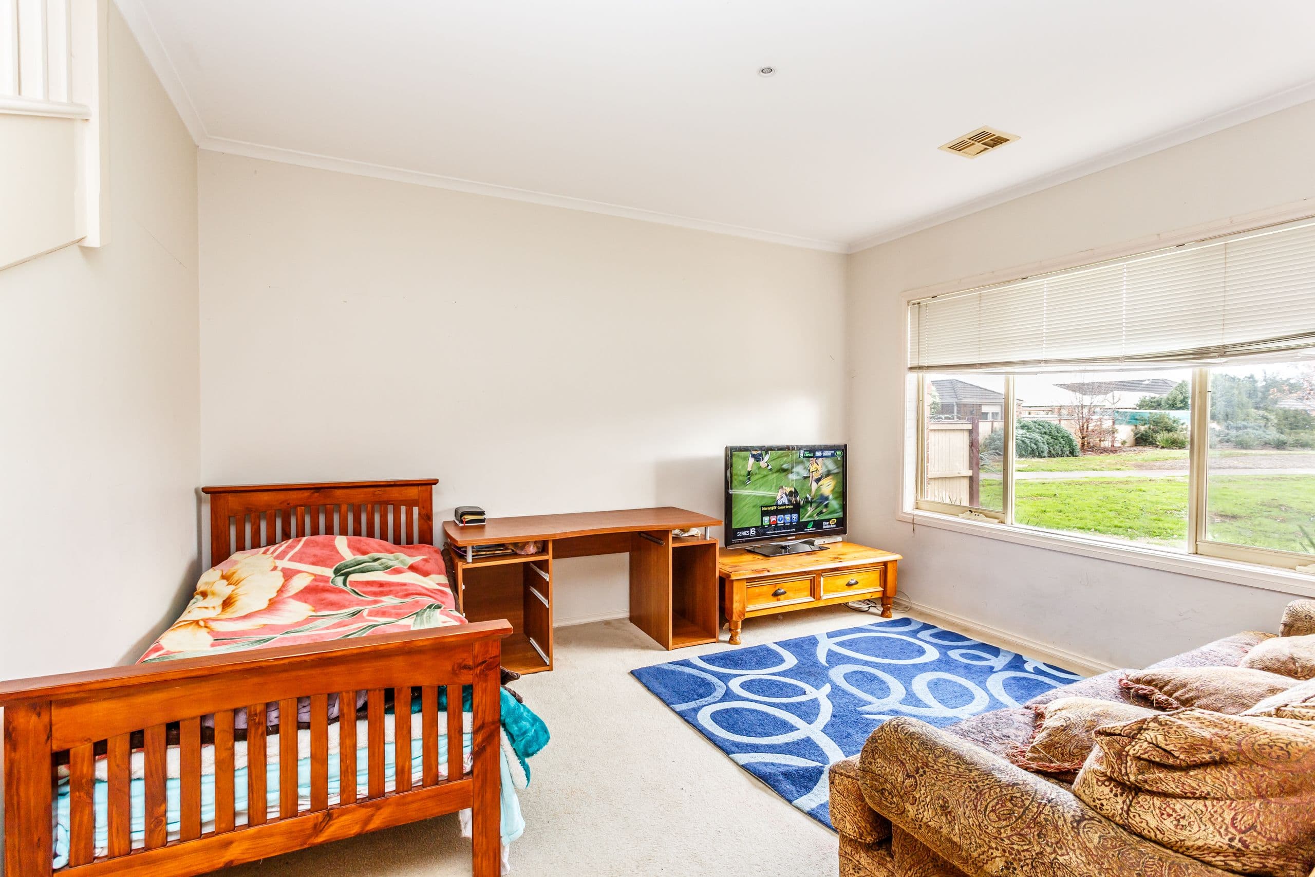 10 Risley Close, Caroline Springs VIC 3023, Caroline Springs - Thumbnail 6
