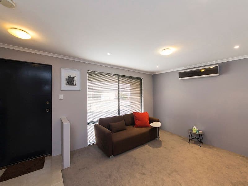 32 Kingia Way, Canning Vale WA 6155, Canning Vale - Thumbnail 6