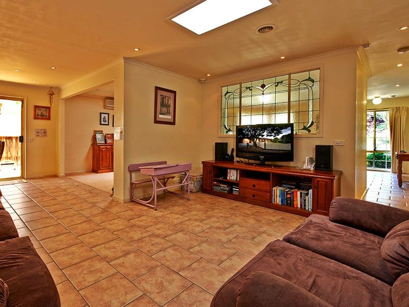 45 Fernlea Avenue, ROWVILLE VIC 3178, Rowville - Thumbnail 4