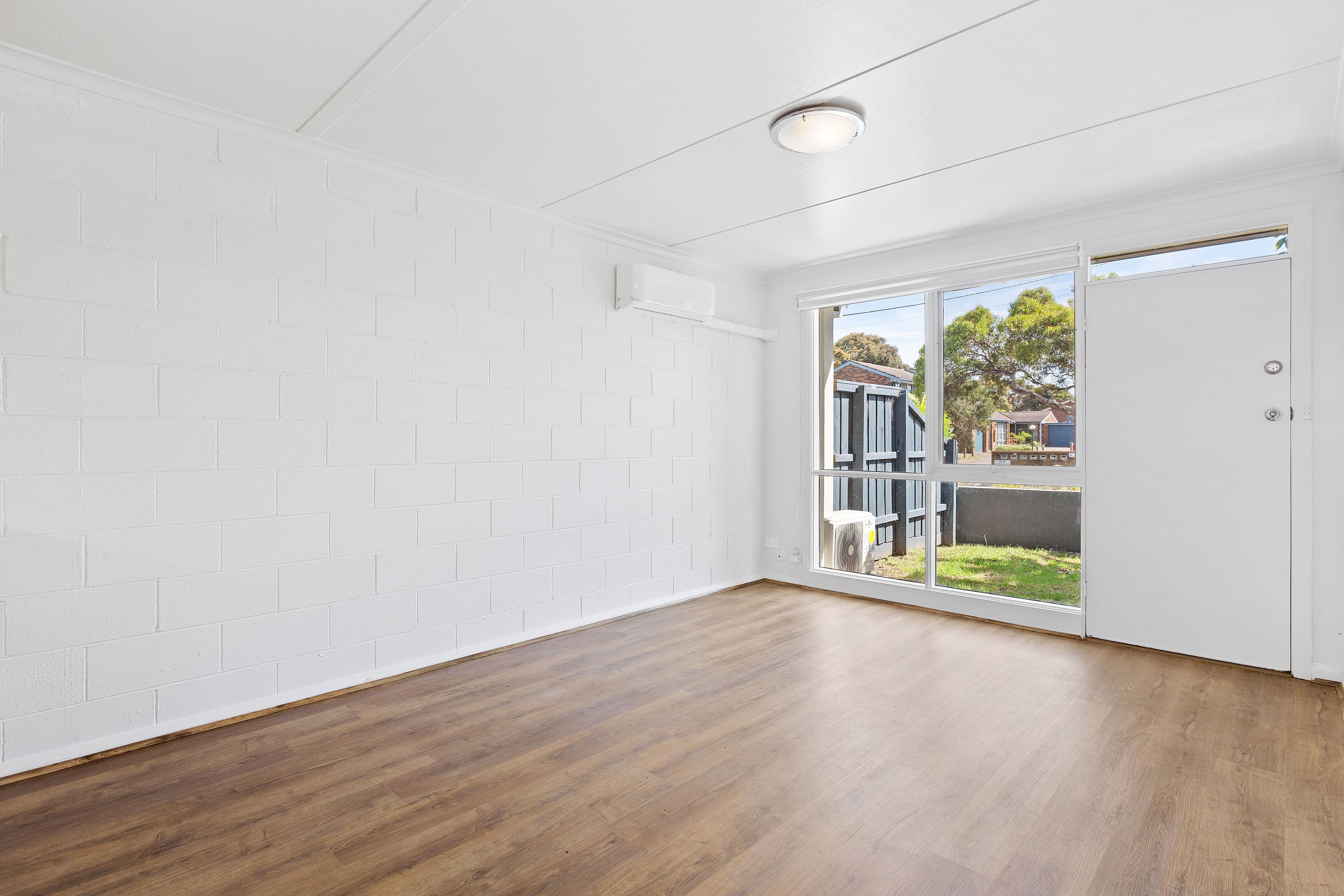 38 Bainbridge Avenue, Seaford VIC 3198, Seaford - Thumbnail 3