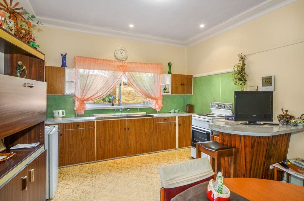 43 Keira Street, Port Kembla - Thumbnail 3