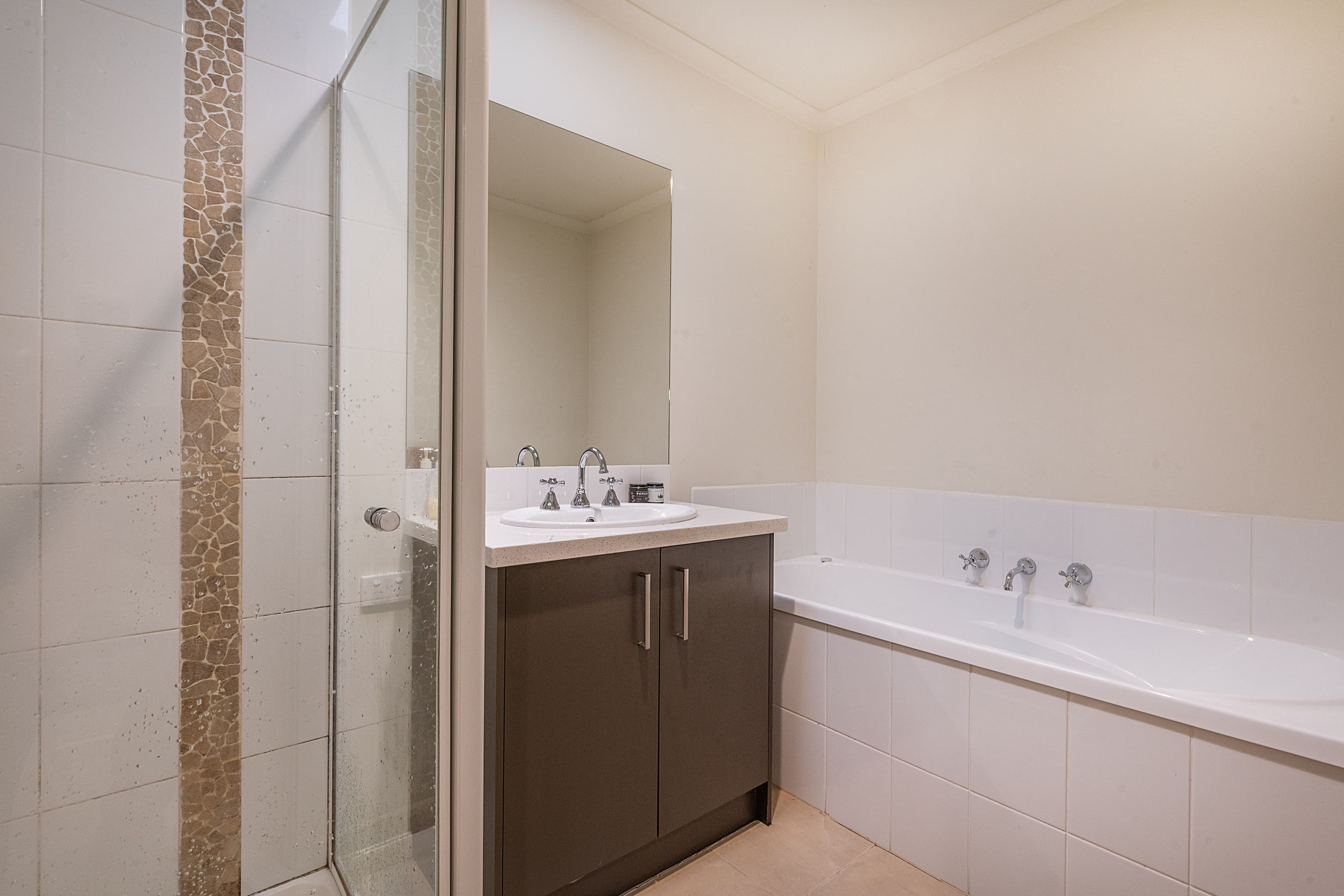 25-27 Canterbury Road, Montrose VIC 3765, Montrose - Thumbnail 6