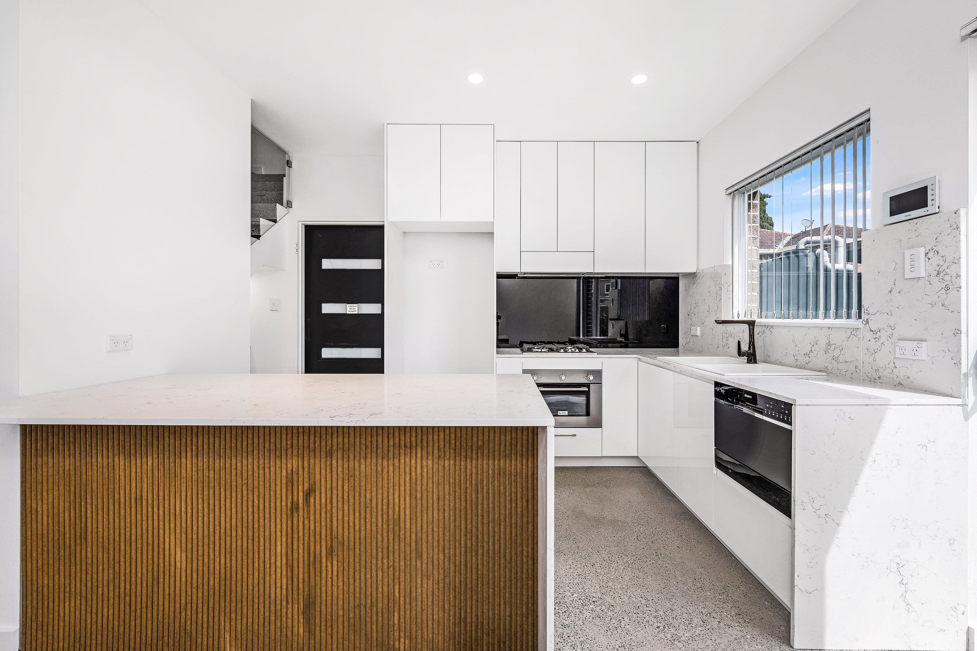 2 Lillian Road, Riverwood NSW 2210, Riverwood - Thumbnail 2