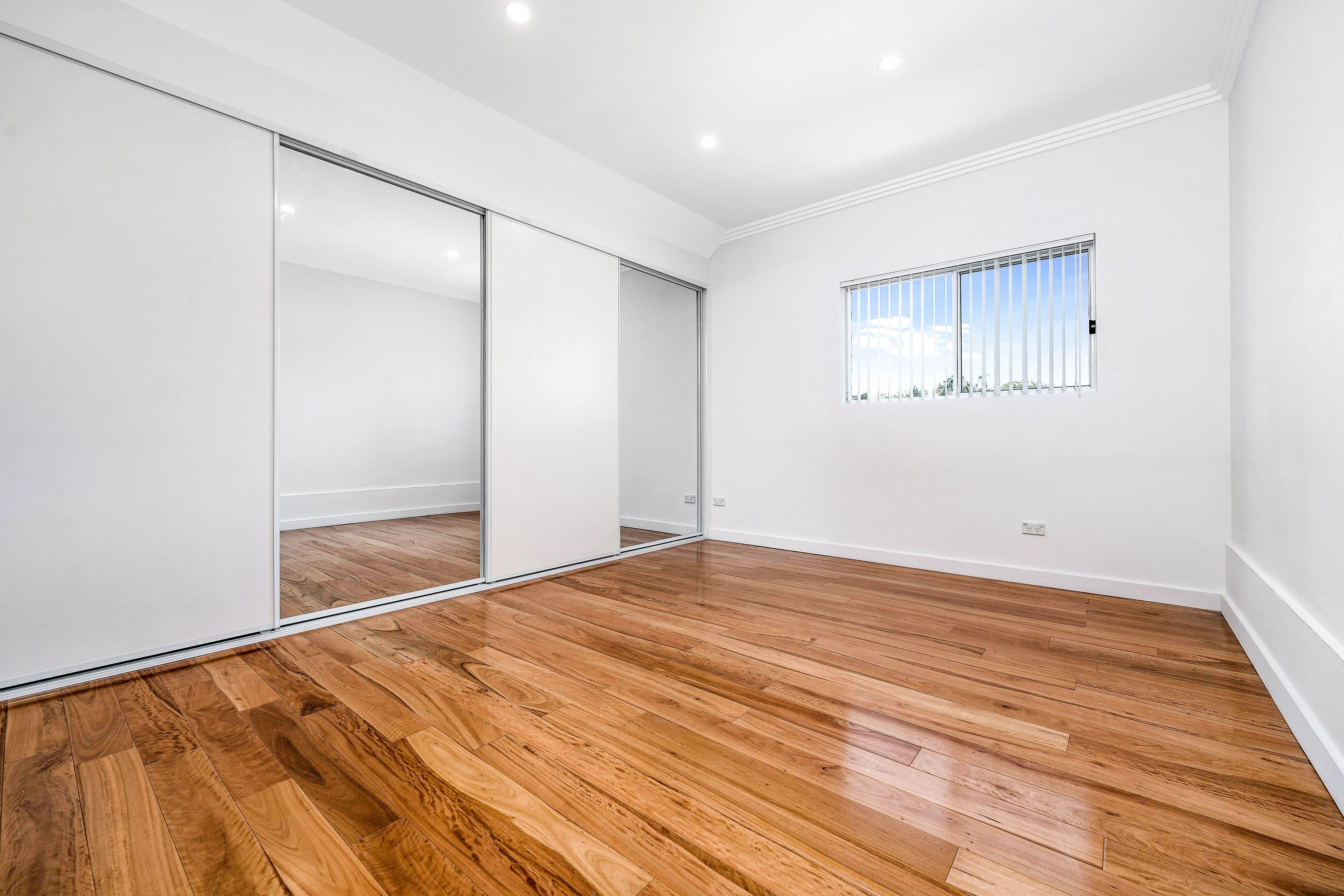 2 Lillian Road, Riverwood NSW 2210, Riverwood - Thumbnail 4