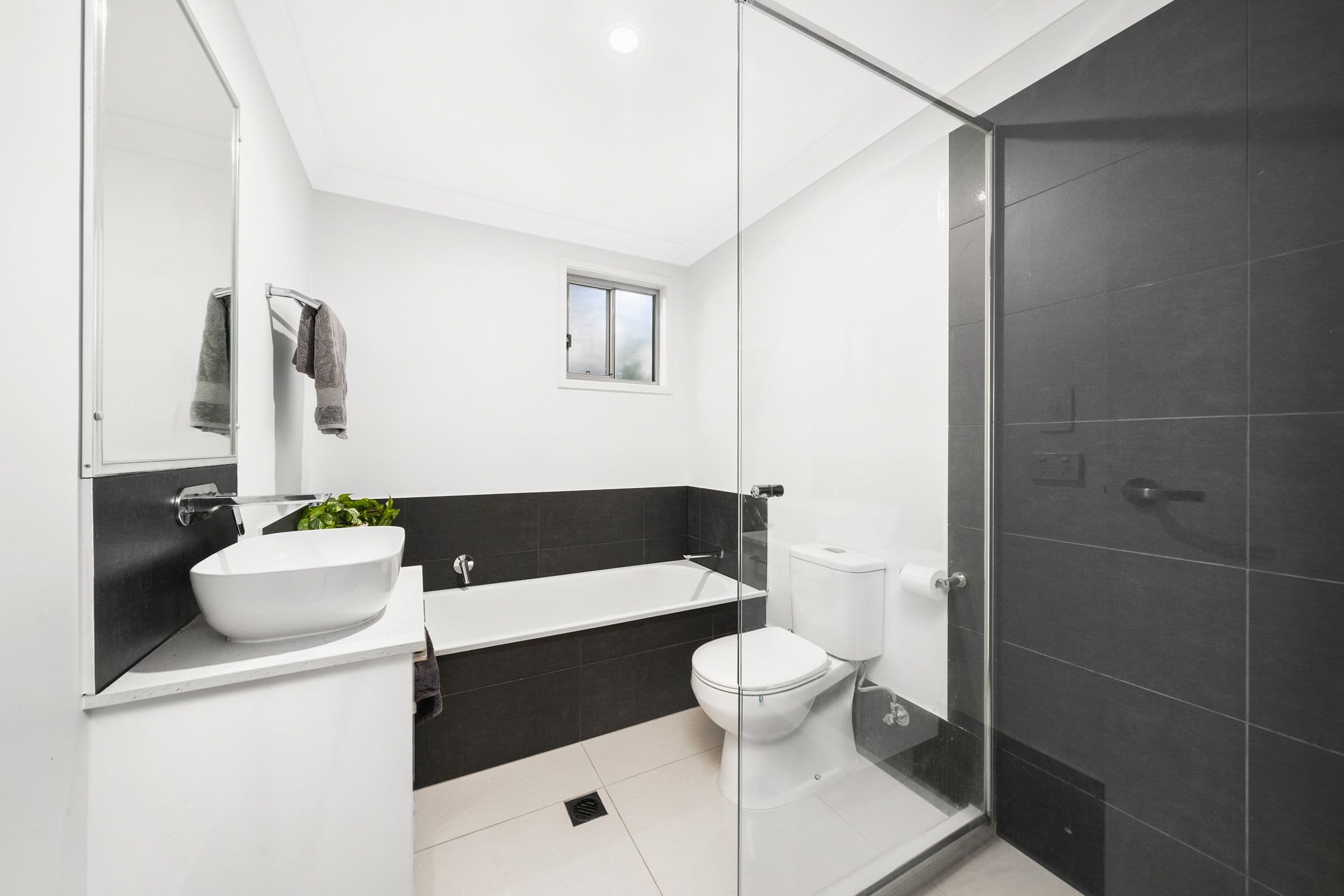 8 Centaur Street, Redcliffe QLD 4020, Redcliffe - Thumbnail 8