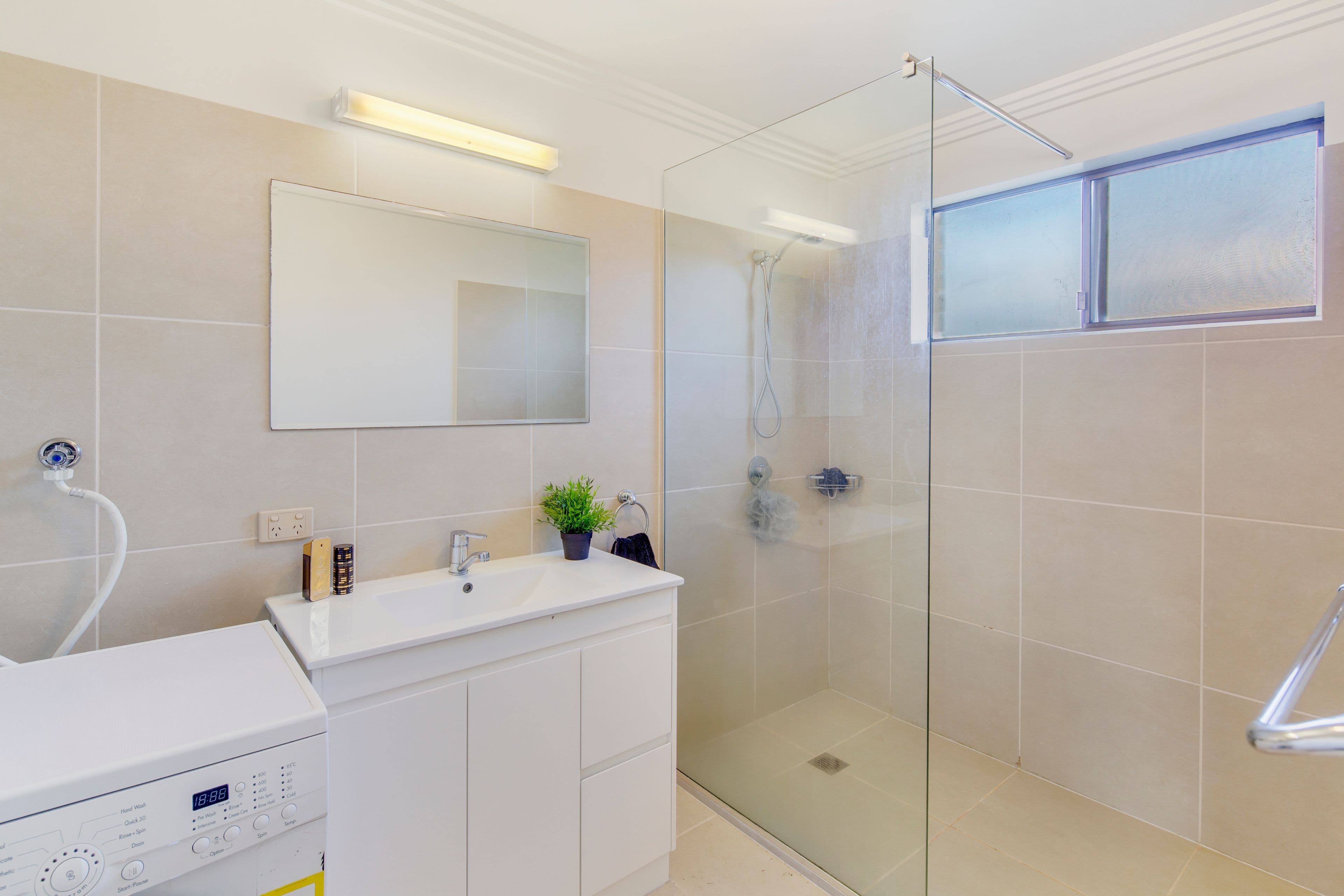 26-28 Akeringa Place, Mooloolaba QLD 4557, Mooloolaba - Thumbnail 7