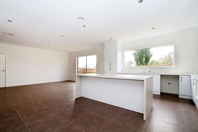 37 Sunnybrae Drive, MERNDA VIC 3754, Mernda - Thumbnail 3