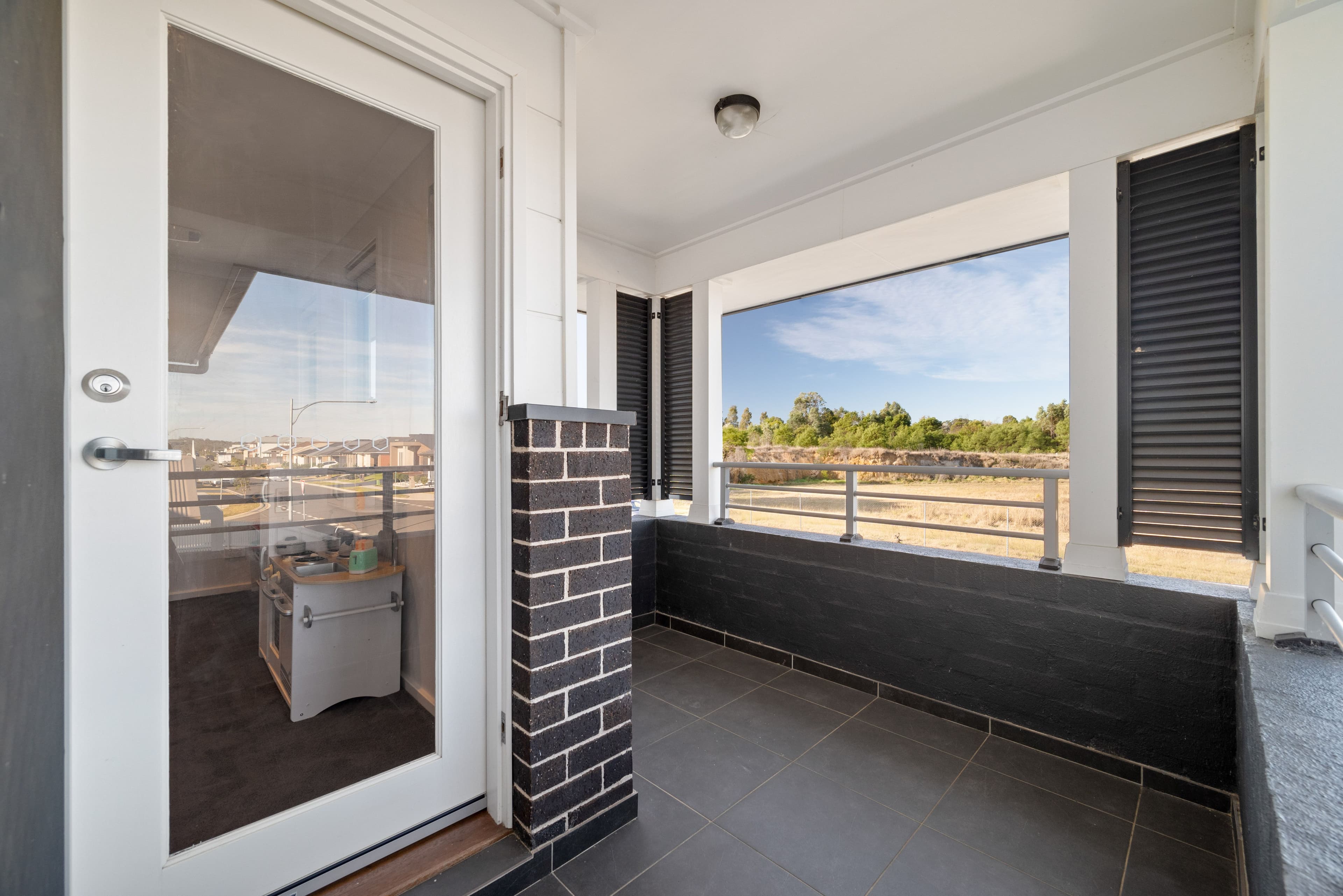 10 Waterglass Street, Spring Farm NSW 2570, Spring Farm - Thumbnail 6