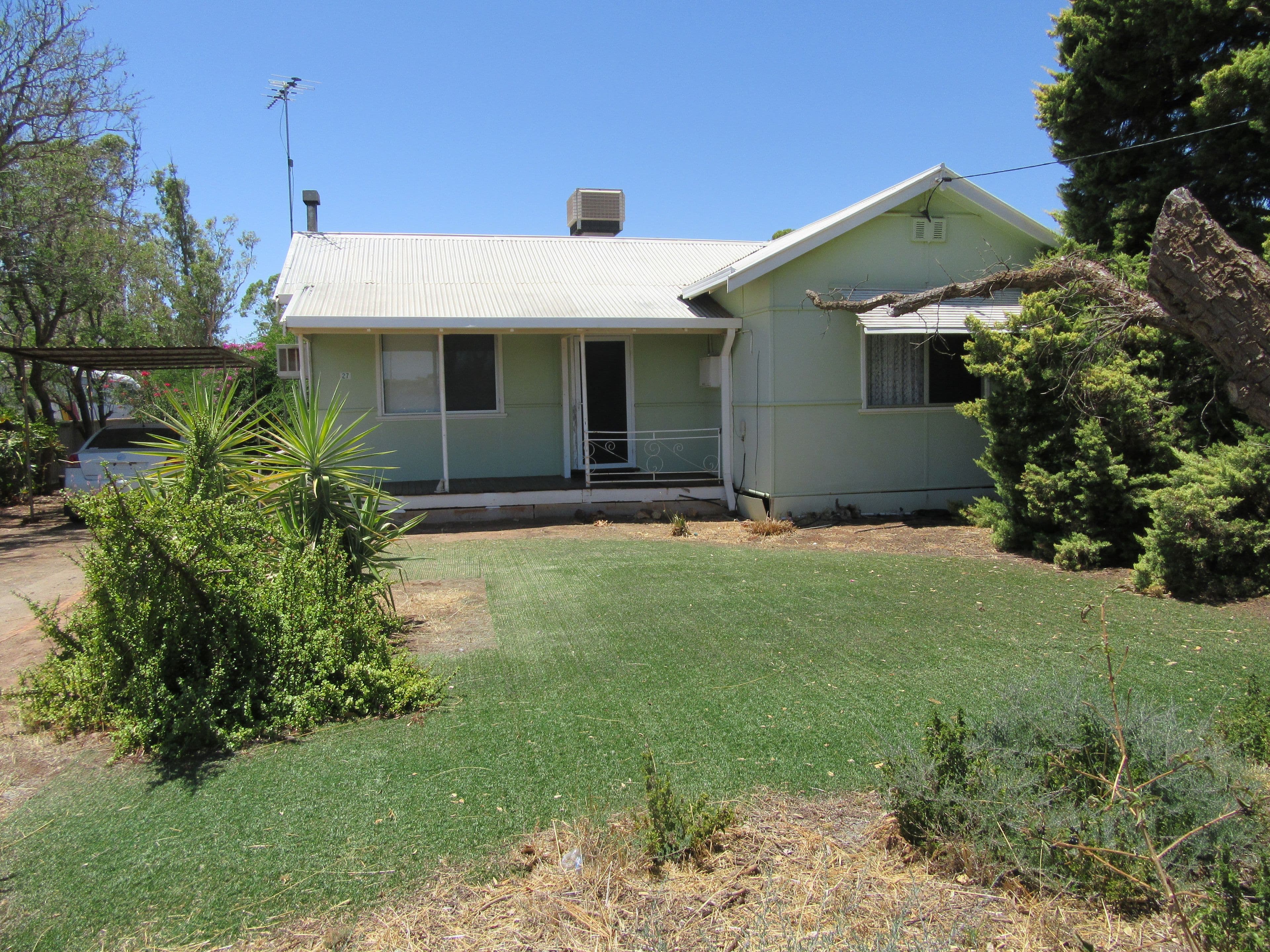 27 Mayrhofer Street, Three Springs WA 6519, Three Springs - Image 1